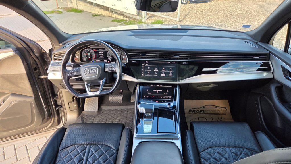 Audi Q5 S LINE 4x4 PLUGIN HYBRID