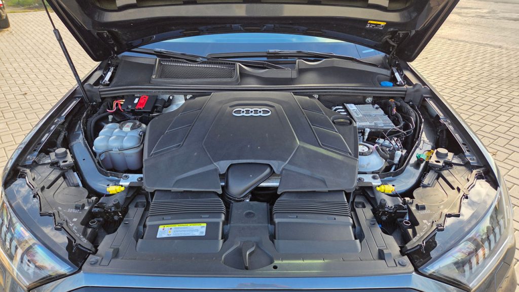 Audi Q5 S LINE 4x4 PLUGIN HYBRID